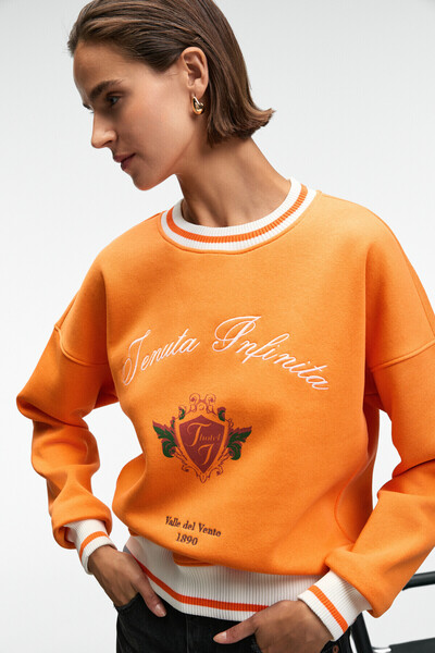 GRIMELANGE Vallune Women's Contrast Knitwear Embroidered Crop Orange Sweatshirt with Cuffs and Collar at the Hem
