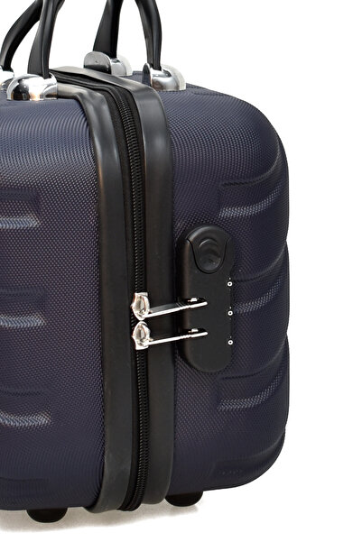 ELATAE Незламна косметичка з кодом 1001