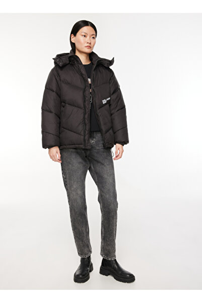 Karl Lagerfeld Jeans Siyah Kadın Mont 235J1552