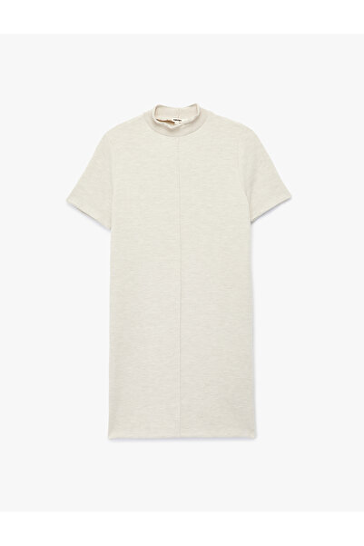 Koton Mini úpletové šaty Slim Fit s krátkym rukávom a stojatým golierom