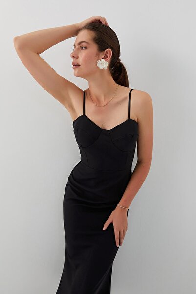 MARKALİSTE Etek Ucu Volanlı Askılı Midi Elbise Siyah