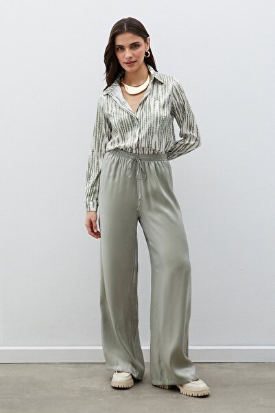 Sateen Shiny Green Waist Elastic Trousers