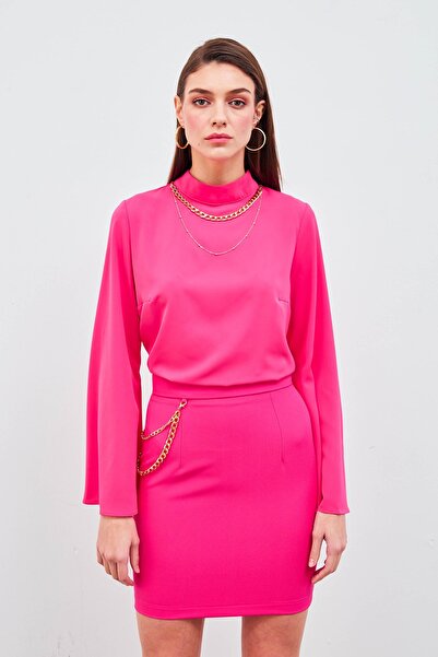 Sateen Zincir Aksesuarlı Mini Etek - Fuşya