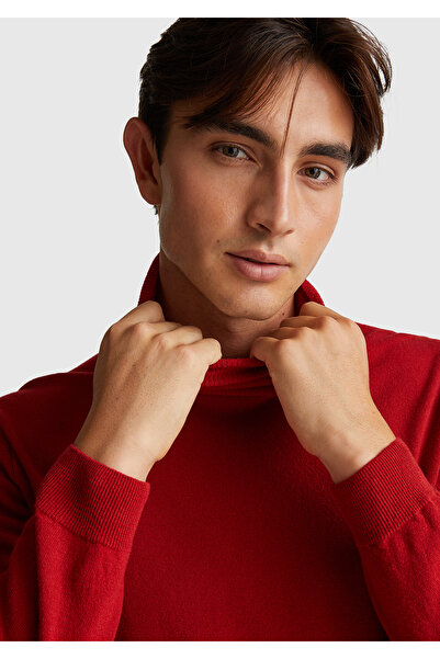 United Colors of Benetton Men's Red 100% Merino Turtleneck Sweater