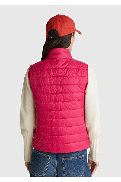 United Colors of Benetton Kadın Fuşya Polyester Dolgulu Fermuarlı Slim Fit Pufa Yelek