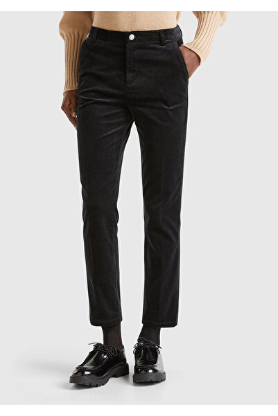 United Colors of Benetton Women's Black Cotton and Modal Blended Front Pocket Velvet Chino Pants