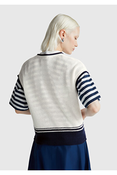 United Colors of Benetton Pulover de damă crem, 100% bumbac, cu mâneci scurte și detaliu frontal