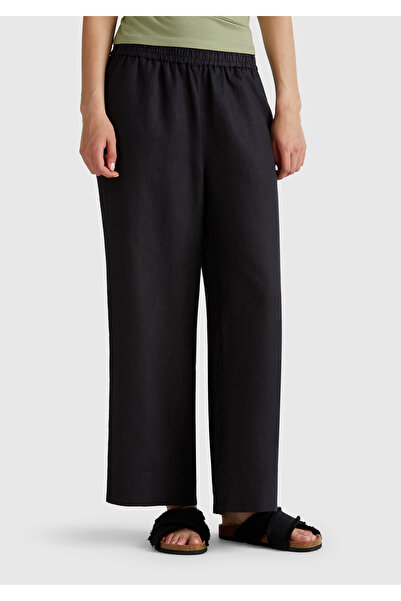 United Colors of Benetton Women's Black 100% Linen Elastic Waist Loose Short Leg Trousers