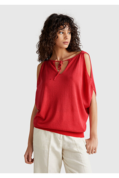 United Colors of Benetton Pulover de damă din amestec de in coral, cu umăr deschis