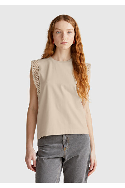 United Colors of Benetton Γυναικείο Αμάνικο Εύκαμπτο T-Shirt με λεπτομέρεια από πέτρα με δαντέλα