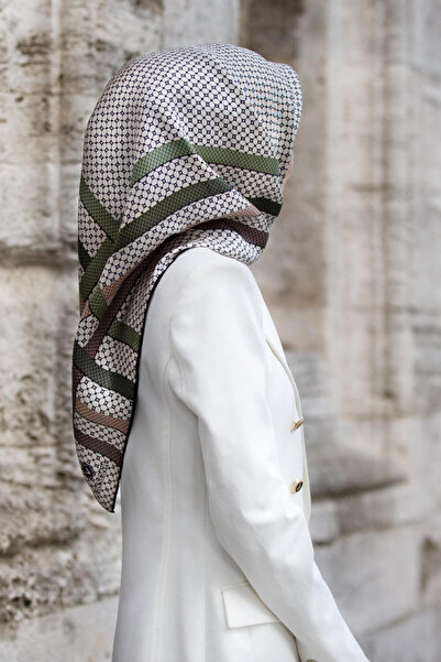 Vissona Φουλάρι από μεταξωτό μοτίβο με πράσινο μονόγραμμα - Χρώμα βιζόν, 90x9...