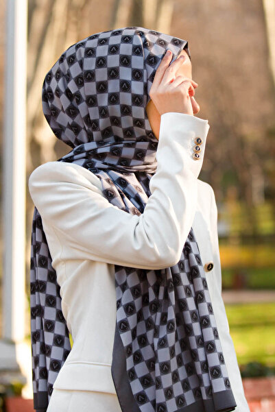 Vissona LÜKS MEDİNE İPEĞİ MONOGRAM DESENLİ GRİ RENKLİ 75X195 KIRIŞMAZ ŞAL MOS...