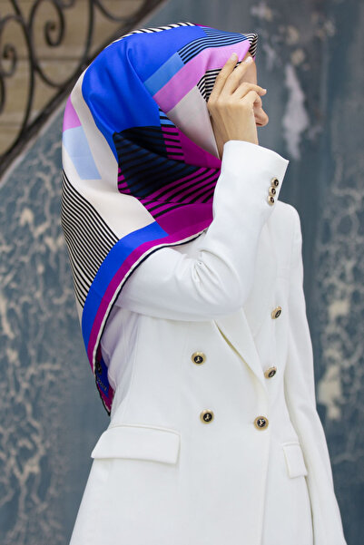 Vissona 100% Твіл Шовк з геометричним візерунком - Фуксія Колір 90x90 Тип пошиття: Ручне шиття Шарф