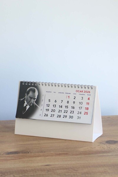 Mapi 2026 Atatürk Masa Takvimi - 15 Yapraklı Piramit Takvim (14X22 CM)