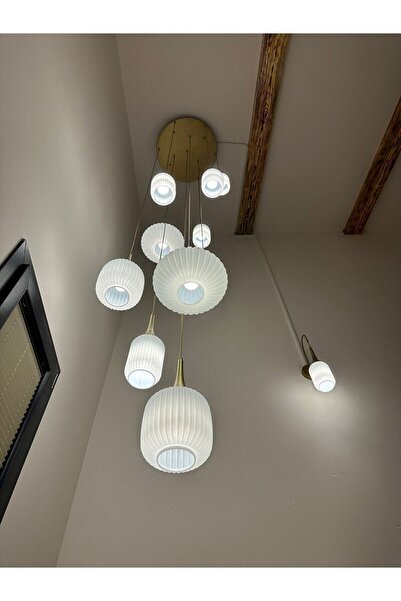 Beyaz Aydınlatma Galeri boşluğu sarkıt avize