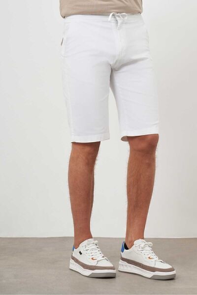 Morven Чоловічі білі бавовняні шорти з прямим кроєм Dynamic Fit