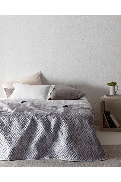 Madame Coco Bedruckte Tagesdecke Darcia für Doppelbetten, Grau