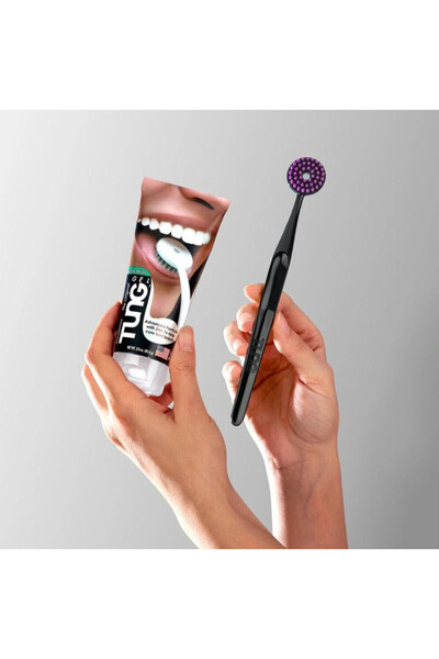 Tung تونج معجون تنظيف اللسان بالزنك والنعاع المنعش 85 جرام + فرشاة تونج لتنظيف اللسان لون عشوائي