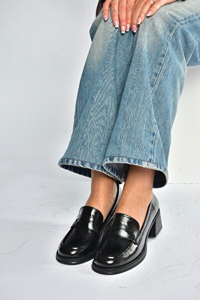 Fox Shoes T820145360 Siyah Rustik Kalın Topuklu Kadın Ayakkabı