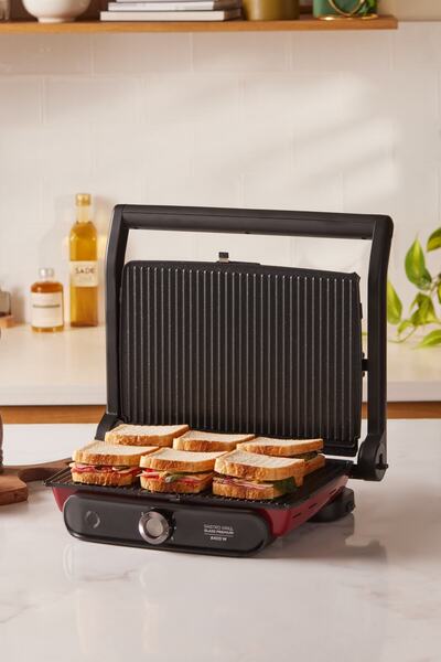 Karaca Gastro Grill Glass Premium 2400w Tost Ve Izgara Makinesi Kırmızı