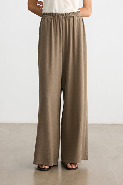 BE BLUE Ash Khaki Crinkle Pants with Elastic Waist Detail