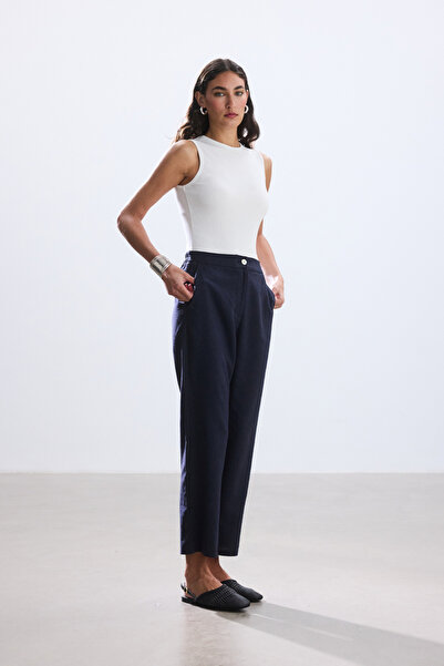 BE BLUE Ecru Fitted Top - Relaxed Fit