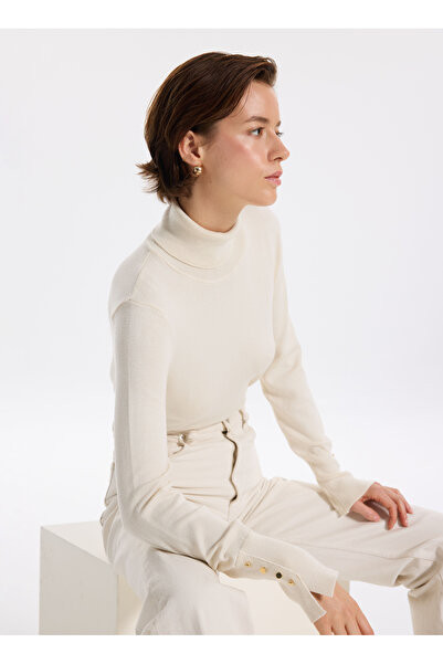 Fabrika Balıkçı Yaka Basic Düz Ekru Kazak Kadın REZZA