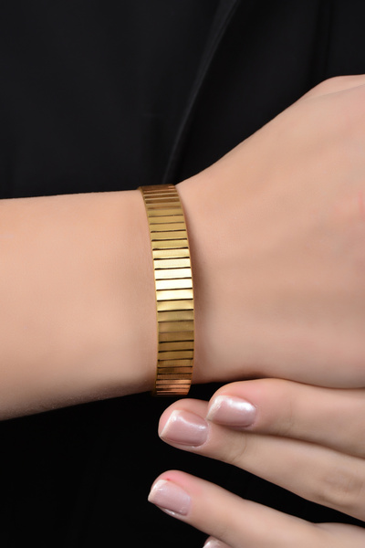 ZARİF ALTIN ŞARNEL BİLEZİK 22 AYAR 10 GR 58,60,62,64 BOY MEVCUTTUR.