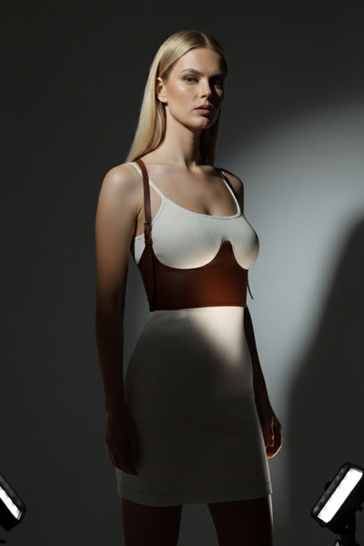 Angels Passion İsminize Özel Deri Çantasıyla Beraber Taba Renk Göğüs Detaylı Boyundan Ayarlanabilir Deri Kemer