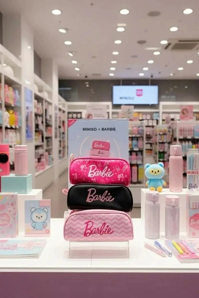 Miniso Barbie Lisanslı Büyük Fermuarlı Kalemlik