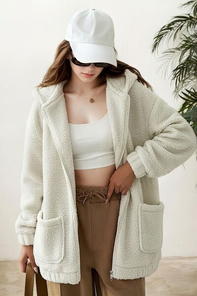 HİRAMİR Peluş Kuzu Kıvırcık Torba Cepli Kolej Mont Beyaz KS2526