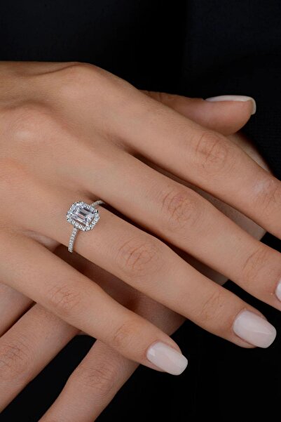CARAT STONE Pırlanta Işıltılı Gerçek Gümüşten Kadın 1 Carat Baget Yüzük