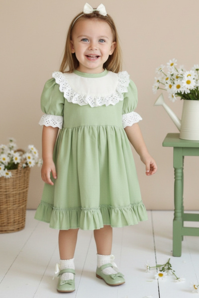 Parla Kids بدلة باندانا بأكمام قصيرة ومزينة بالدانتيل باللون الأخضر روبي للفتيات