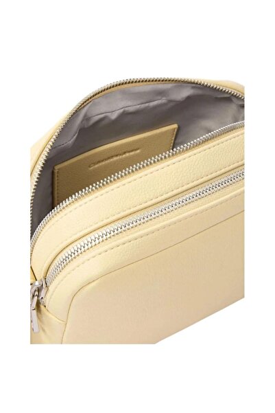 Calvin Klein Women's Crossbody Bag Lv04K3124Grm0