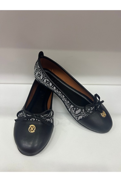 PAMİR Vk Ballet Bow Buckle Accessory Detail