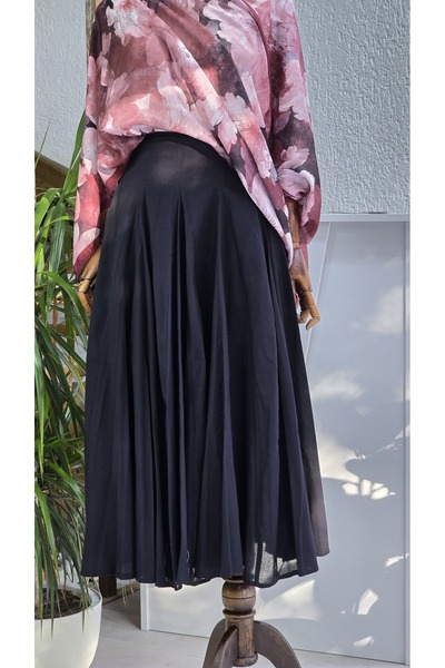 NANTİREA Black Long Skirt with Piece Detail