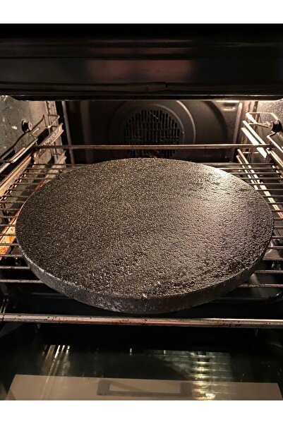 Puledro Volcanic Basalt Baking Stone 29cm Round Pizza Stone Bread Stone Oven Stone Barbecue Stone Grill Stone
