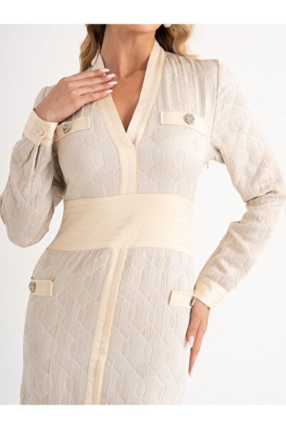 SERPİL Yırtmaçlı Kadın Elbise - Taş Düğmeli - Modern ve Şık - Ofis ve Davet Şıklığı için Elbise