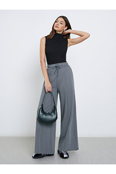 Styli Grey Wide Leg Joggers with Pintuck Detail