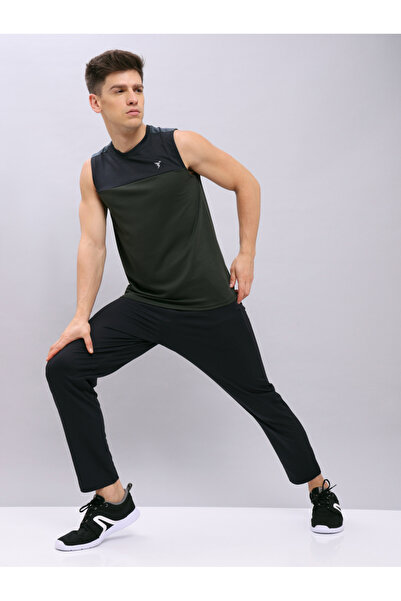 Technosport By Styli Men Solid Relaxed Fit Track Pants