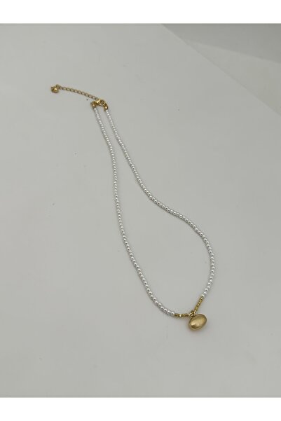 ŞekerAksesuar Mini Top İnci Sıralı Küp Plaka Detay Oval Plaka Uç Kolye. (47 Cm)