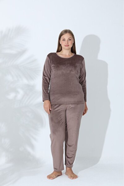 Elit Women's Plus Size Velvet Winter Pajama Set