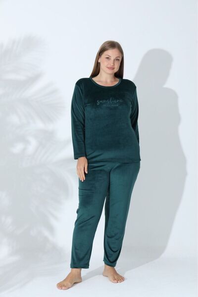 Elit Women's Plus Size Velvet Winter Pajama Set