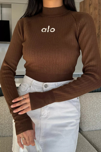 julude Coffee Color Pre-Printed Crop Top Knitwear Blouse (Available in S, M, L)