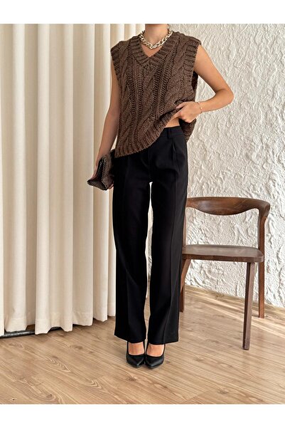 fujya Hand Knitted Viktoria Knitwear Sweater Brown