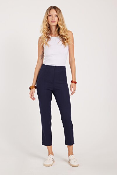 Tudors Kadın Relax Fit Rahat Kesim Yüksel Bel Dar Paça Lacivert Pantolon