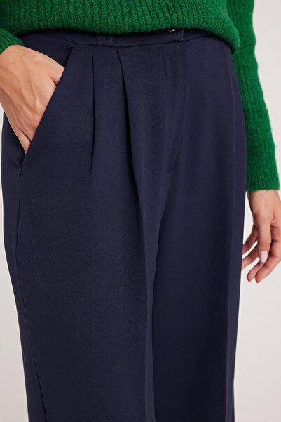 Tudors Kadın Regular Fit Klasik Kesim Yüksel Bel Geniş Paça Lacivert Pantolon