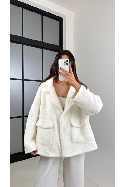 Gaus White Lined Fur Coat with Pockets Gaus-00214
