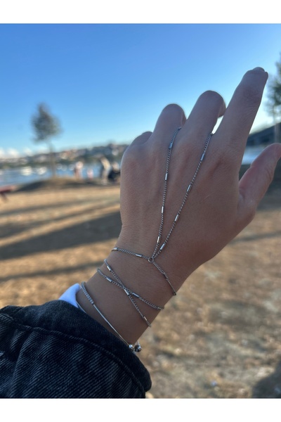 pop up store Stainless Steel Wrapped Shahmeran