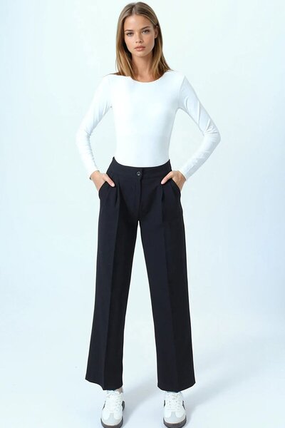 VAGGON Double Pocket Button Closure Palazzo Pants